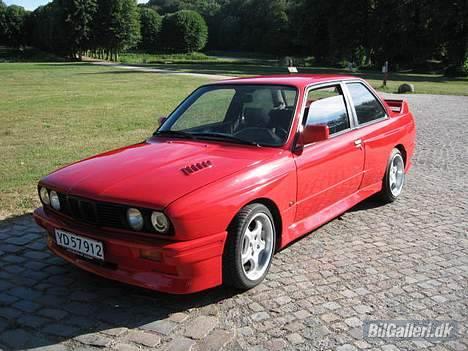 BMW E30 M3 Replica SOLGT billede 1