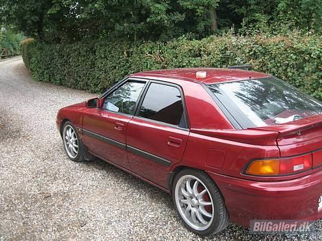 Mazda 323F væk - tonet siderude billede 11