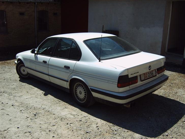 BMW Alpina B10 3,5 - Forfra, til BMWE30´s sommertræf 06 billede 2