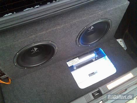 Mercedes Benz 190E 2,3 16V - Anlæg ved at være færdig billede 12