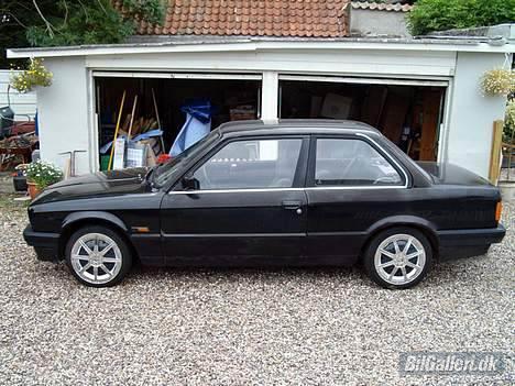 BMW e30 billede 2