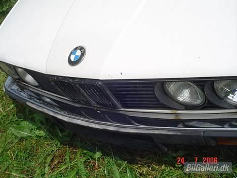 BMW                                       E30 323i billede 6