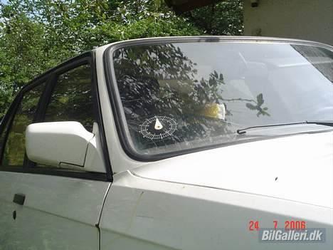 BMW                                       E30 323i billede 14