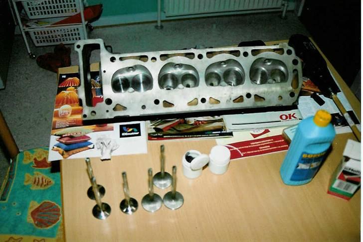 Opel Ascona B - Så sliber vi, batteriboremaskine kan være en stor hjælp. billede 3