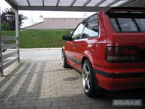 Mazda 323 GTX 2wd *Solgt* billede 10