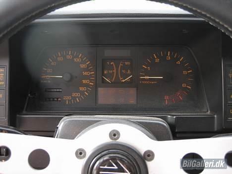 Mazda 323 GTX 2wd *Solgt* billede 14