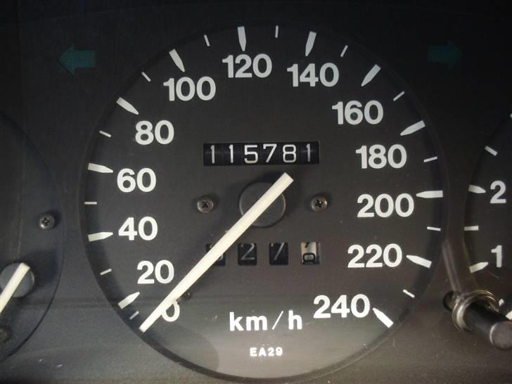 Mazda MX3 V6 1,8 - SOLGT billede 5