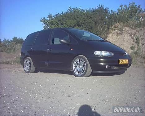 Ford Galaxy 2,3 solgt - mine nye 18" alu billede 8