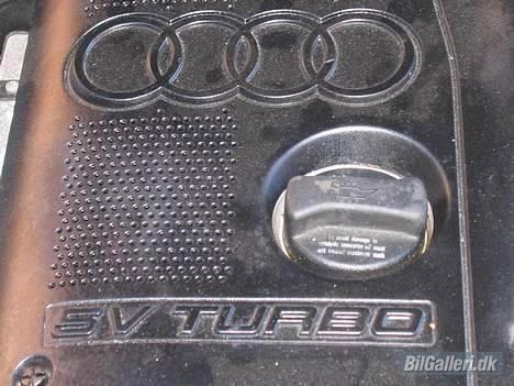 Audi A4 TURBO SOLGT billede 8
