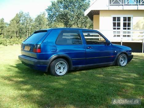 VW                 Golf 2 td billede 3