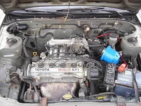 Toyota carina 2/soldt billede 7