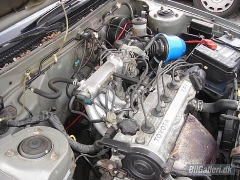 Toyota carina 2/soldt billede 8