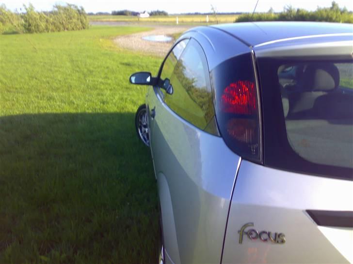 Ford Focus 2,0 16v ( solgt) billede 5