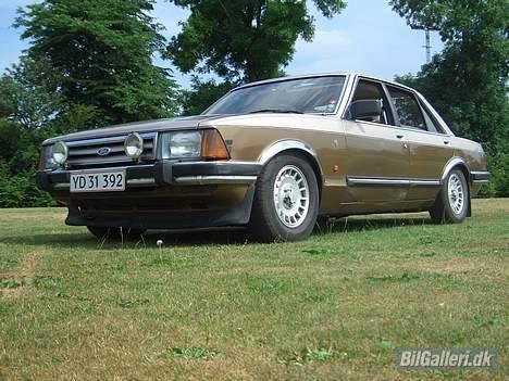 Ford granada ghia (skrottet)  - så blev den da laver hehe billede 6