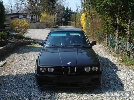 BMW E30 325i billede 8