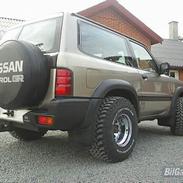 Nissan Patrol GR Y61