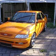 Ford Escort 1.8i Sport