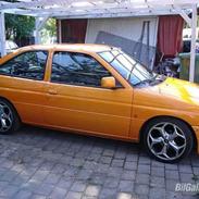 Ford Escort 1.8i Sport