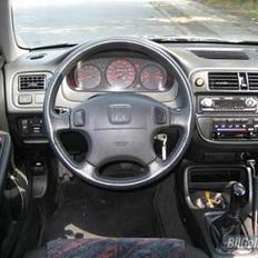 Honda civic 1,6 vti