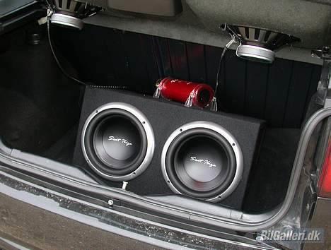 Seat Ibiza 2.0GTi WMAX 2006 - Så blev der ændret lidt på anlæg, så det blev lidt mere personligt til bilen. Ps. den slags skal man passe på med :) billede 11