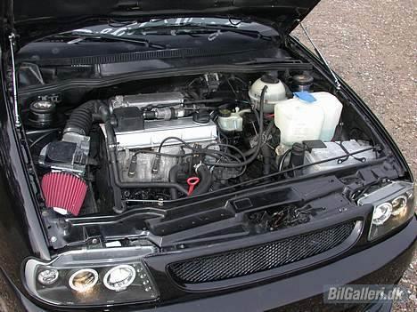 Seat Ibiza 2.0GTi WMAX 2006 - Der var motoren så, en 2.0i 8v som er peppet godt op billede 13