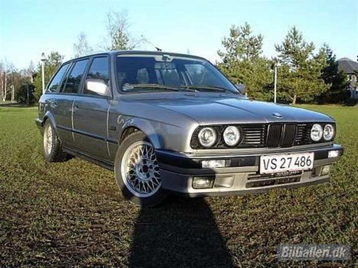 BMW 324td  billede 1