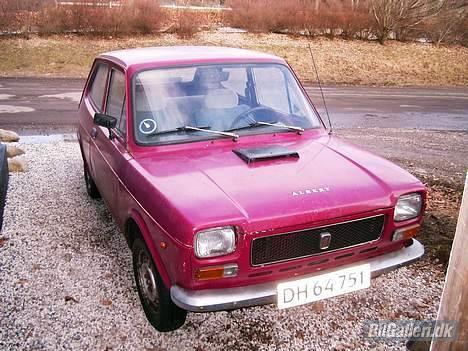 Fiat 127 - Albert - Solgt :/ - Det var så før, der kom noget maling på. billede 8