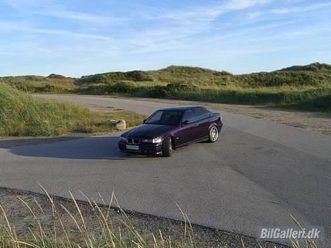 BMW e36 325i (solgt) - Lilla skær... billede 9