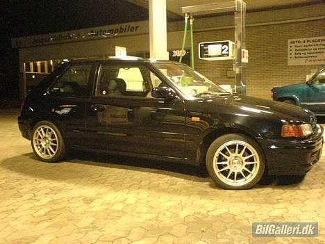 Mazda 323 GTX 4x4 turbo Solgt billede 2