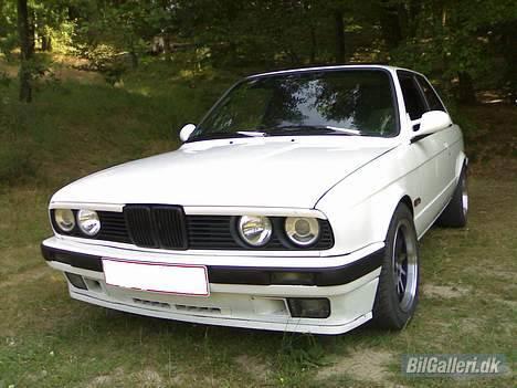 BMW E30 *SOLGT* billede 4