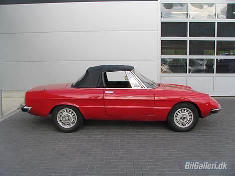Alfa Romeo spider 1750 - SOLGT - - og igen.. billede 4