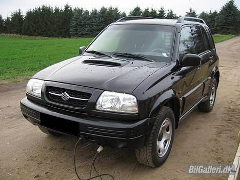 Suzuki Grand Vitara SOLGT - Ses her med et gamle kølergitter billede 6