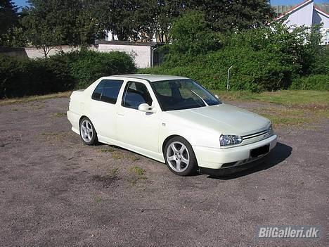 VW Vento billede 1