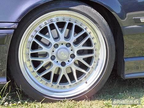 BMW E36 325i SOLGT billede 9