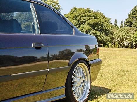 BMW E36 325i SOLGT billede 10