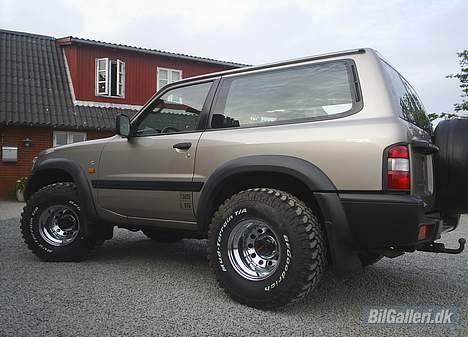 Nissan Patrol GR Y61 billede 1