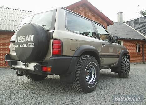 Nissan Patrol GR Y61 billede 2