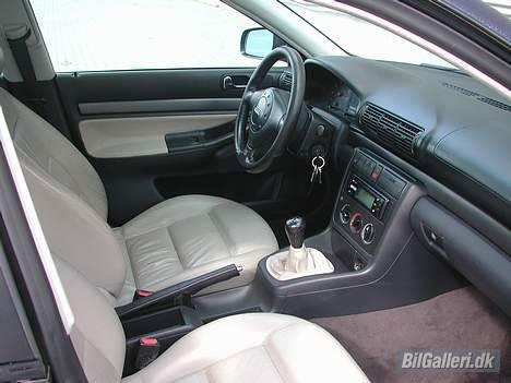 Audi A4 1,8 ** SOLGT** billede 4