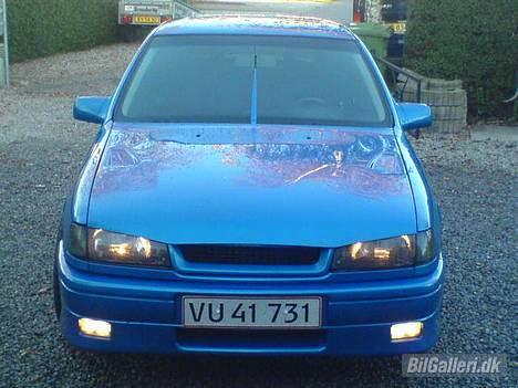 Opel Vectra 2000 billede 1