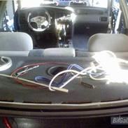 Nissan primera slx/sri solgt