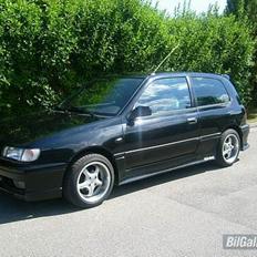 Nissan Sunny SR *SOLGT*