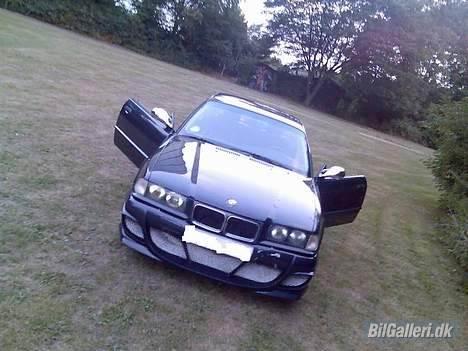 BMW 320i E36 Coupé billede 6