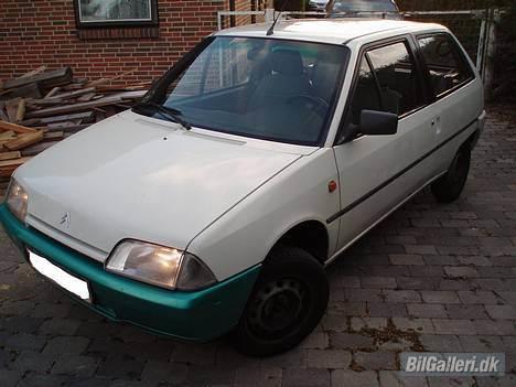 Citroën Ax 1,1inj. first  -solgt- - som den så ud da den var blevet poleret billede 1