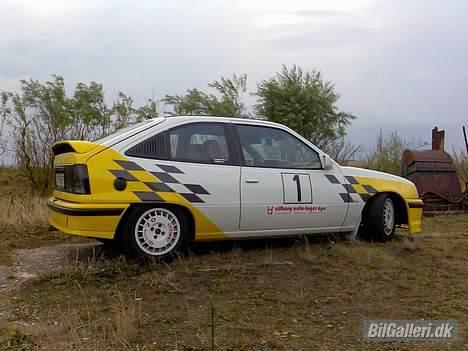 Opel kadett 16v.. billede 17
