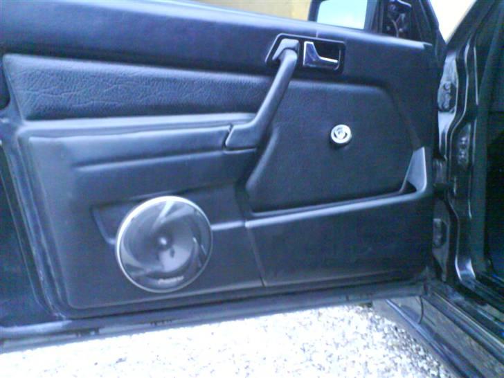 Mercedes Benz 190 2,5 Turbo D  *SOLGT* billede 9