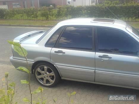 Mitsubishi GALANT 1,8 SPORT SOLGT!! billede 2