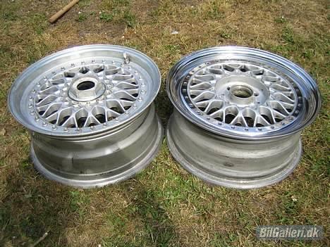 VW Golf 1 G60 - De smalle kanter er poleret... Sikke en forskel! billede 11