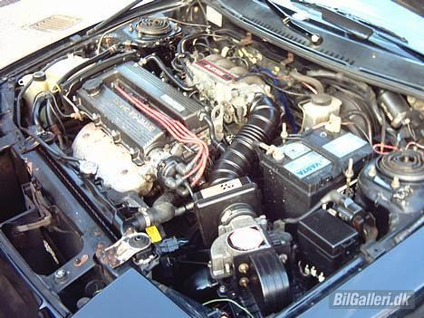 Mazda 323 F 1.8 GT ^^Solg^^ - Det så makralden:) billede 3