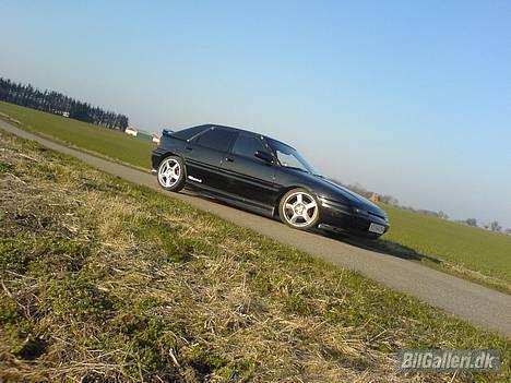 Mazda 323 F 1.8 GT ^^Solg^^ billede 14