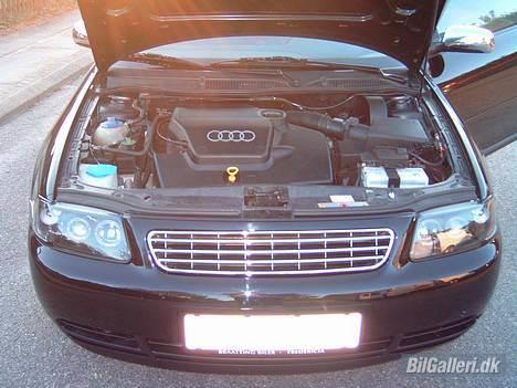 Audi A3 1,6 16v Ambition SOLGT - -  Inde i bilen billede 15